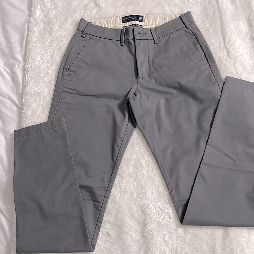 Arbecrombe & Fitch Pant Gray 28W 32L new with tags